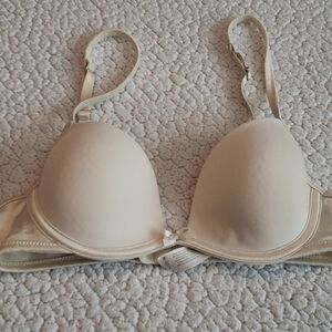 Maidenform barely there lightly lined bra